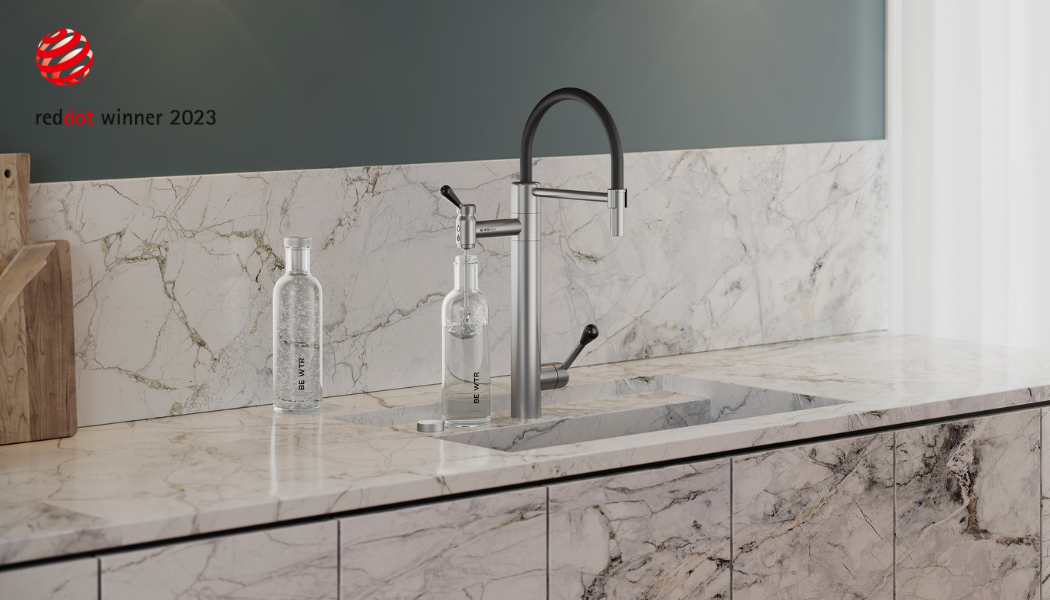 AQTiV_COMBI_Explore-Product-1_logo-reddot-red